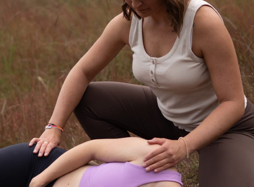 Prä- und Postnatal-Yoga – Begleitung für Mütter vor und nach der Geburt