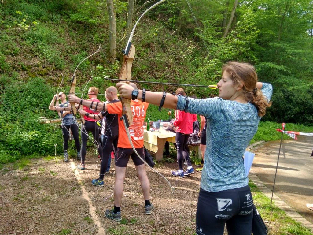Survival Gruppe Holländer Bogenschießen beim TuS 08 Bilstein – Konzentration, Ruhe und Präzision